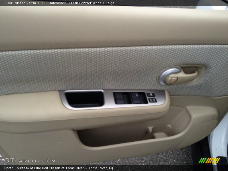 Fresh Powder White / Beige 2008 Nissan Versa 1.8 SL Hatchback