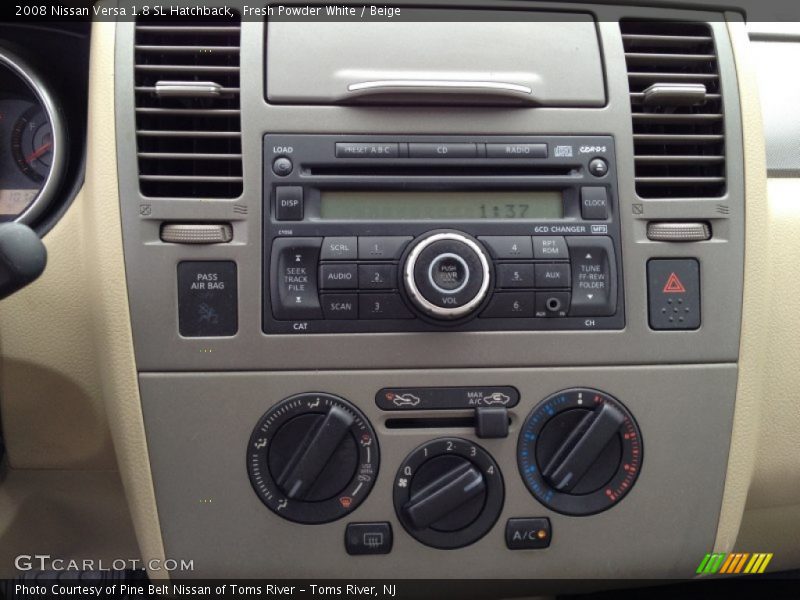 Fresh Powder White / Beige 2008 Nissan Versa 1.8 SL Hatchback