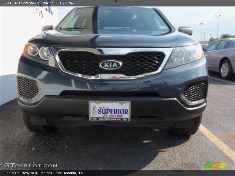 Pacific Blue / Gray 2011 Kia Sorento LX