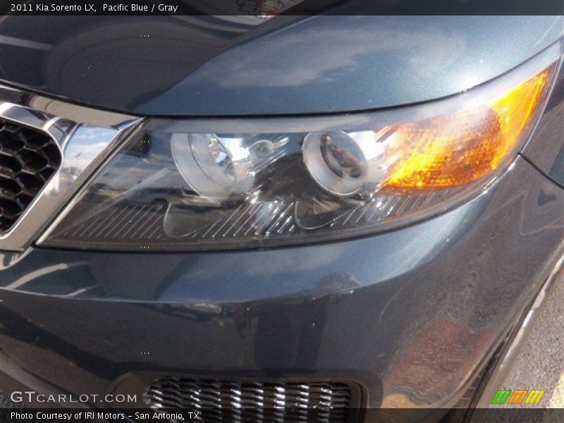 Pacific Blue / Gray 2011 Kia Sorento LX