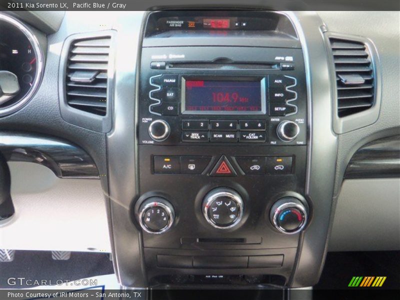 Pacific Blue / Gray 2011 Kia Sorento LX
