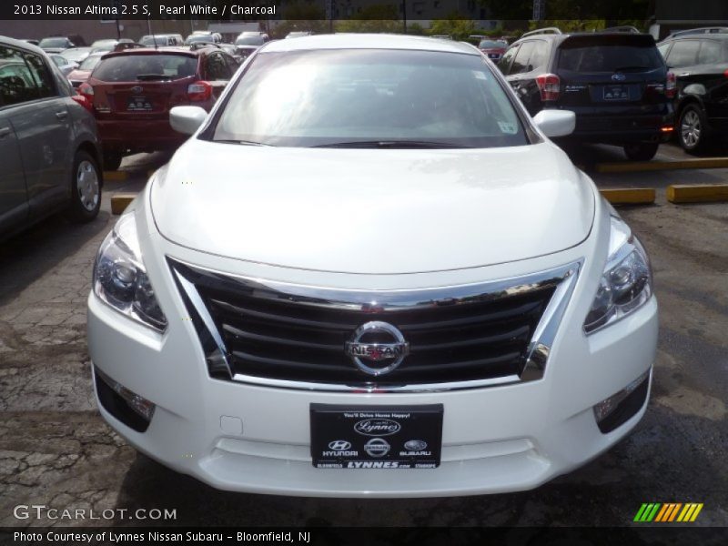 Pearl White / Charcoal 2013 Nissan Altima 2.5 S
