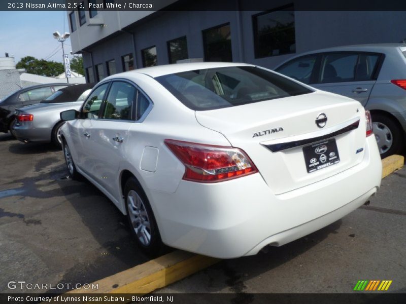 Pearl White / Charcoal 2013 Nissan Altima 2.5 S