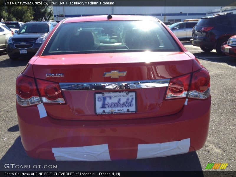 Red Hot / Jet Black/Medium Titanium 2014 Chevrolet Cruze LS