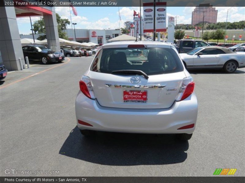 Classic Silver Metallic / Ash Gray 2012 Toyota Yaris LE 5 Door