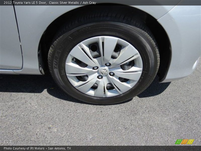 Classic Silver Metallic / Ash Gray 2012 Toyota Yaris LE 5 Door