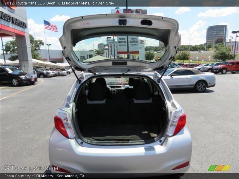 Classic Silver Metallic / Ash Gray 2012 Toyota Yaris LE 5 Door