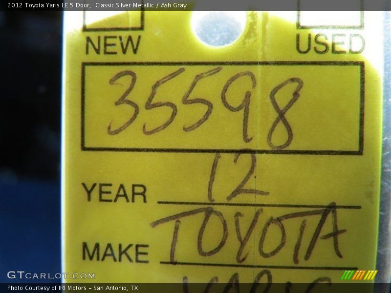 Classic Silver Metallic / Ash Gray 2012 Toyota Yaris LE 5 Door