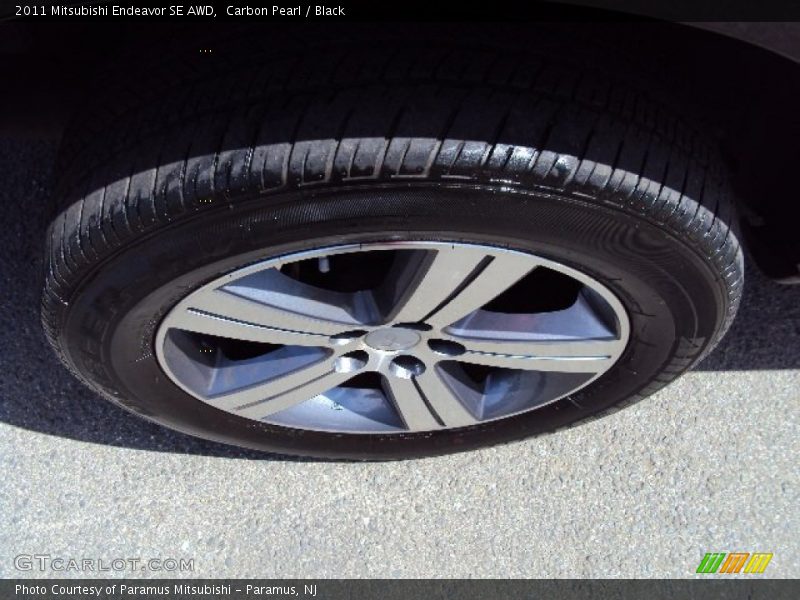 Carbon Pearl / Black 2011 Mitsubishi Endeavor SE AWD