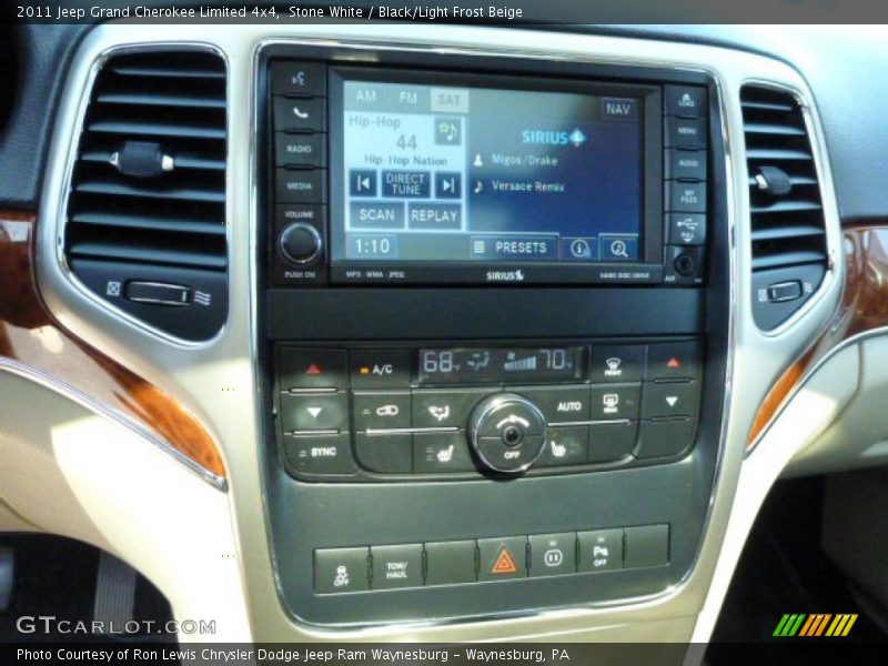 Stone White / Black/Light Frost Beige 2011 Jeep Grand Cherokee Limited 4x4