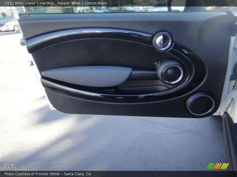 Pepper White / Carbon Black 2011 Mini Cooper S Hardtop