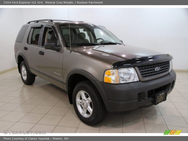 Mineral Grey Metallic / Medium Parchment 2004 Ford Explorer XLS 4x4