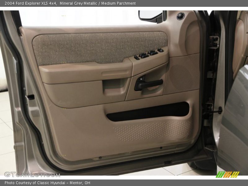 Door Panel of 2004 Explorer XLS 4x4