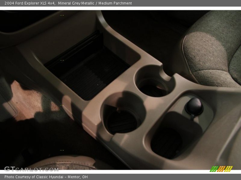 Mineral Grey Metallic / Medium Parchment 2004 Ford Explorer XLS 4x4