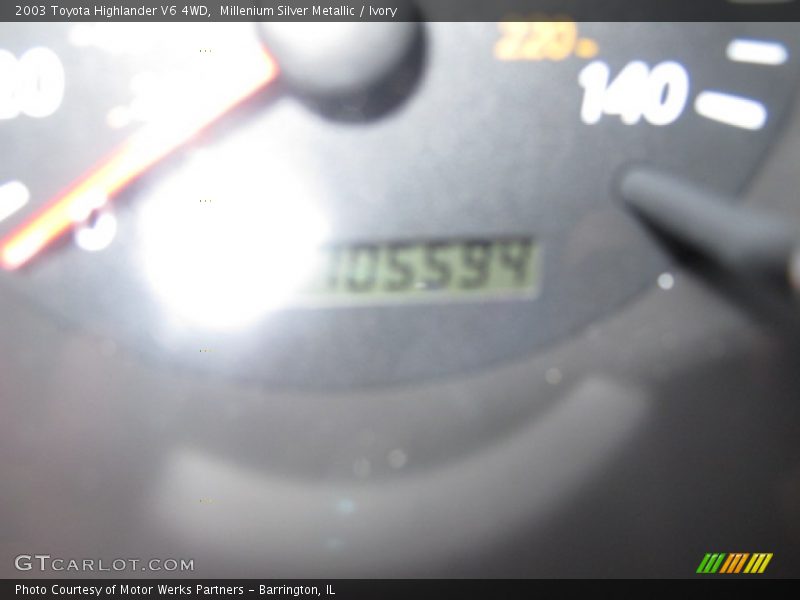 Millenium Silver Metallic / Ivory 2003 Toyota Highlander V6 4WD