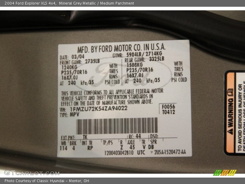 Mineral Grey Metallic / Medium Parchment 2004 Ford Explorer XLS 4x4