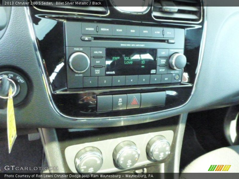 Billet Silver Metallic / Black 2013 Chrysler 200 S Sedan