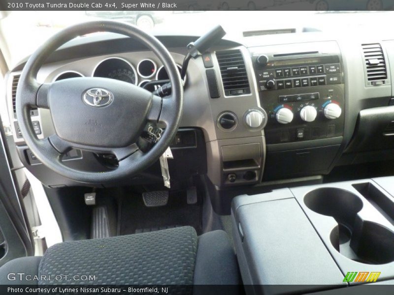 Super White / Black 2010 Toyota Tundra Double Cab 4x4