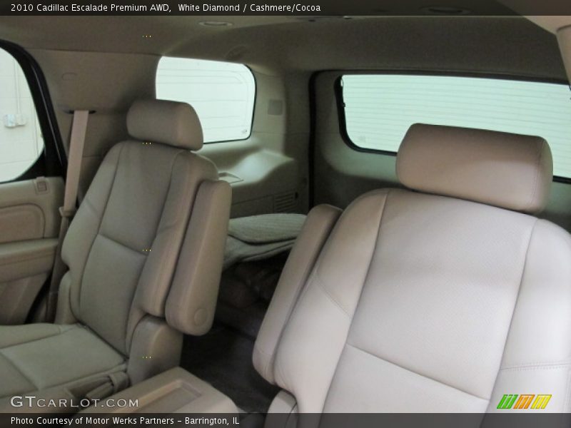 White Diamond / Cashmere/Cocoa 2010 Cadillac Escalade Premium AWD