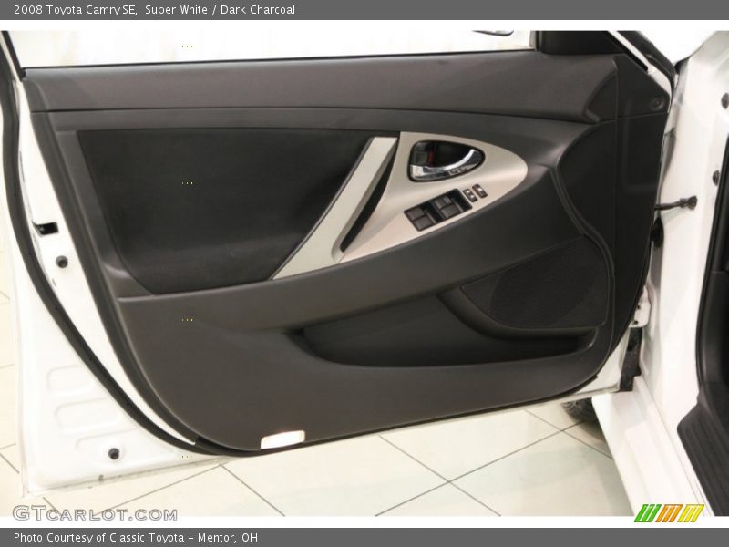 Super White / Dark Charcoal 2008 Toyota Camry SE