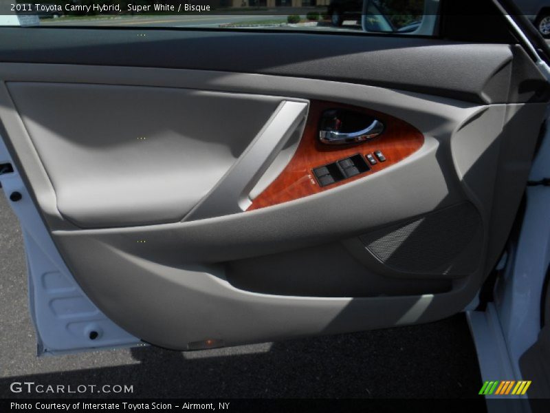 Super White / Bisque 2011 Toyota Camry Hybrid