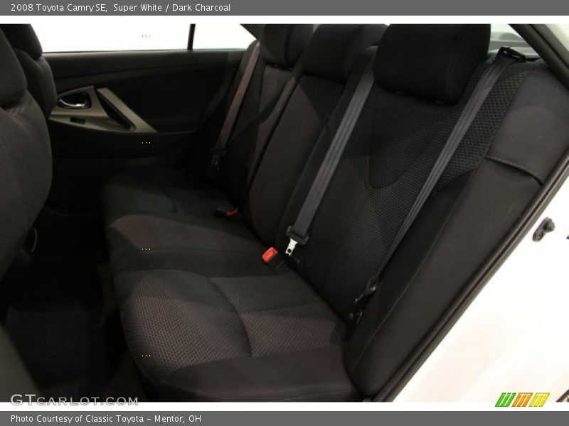 Super White / Dark Charcoal 2008 Toyota Camry SE