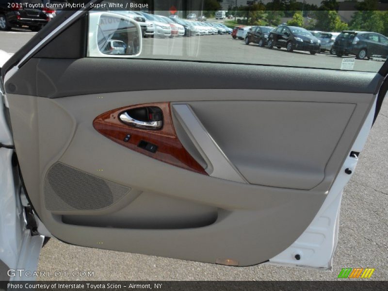 Super White / Bisque 2011 Toyota Camry Hybrid