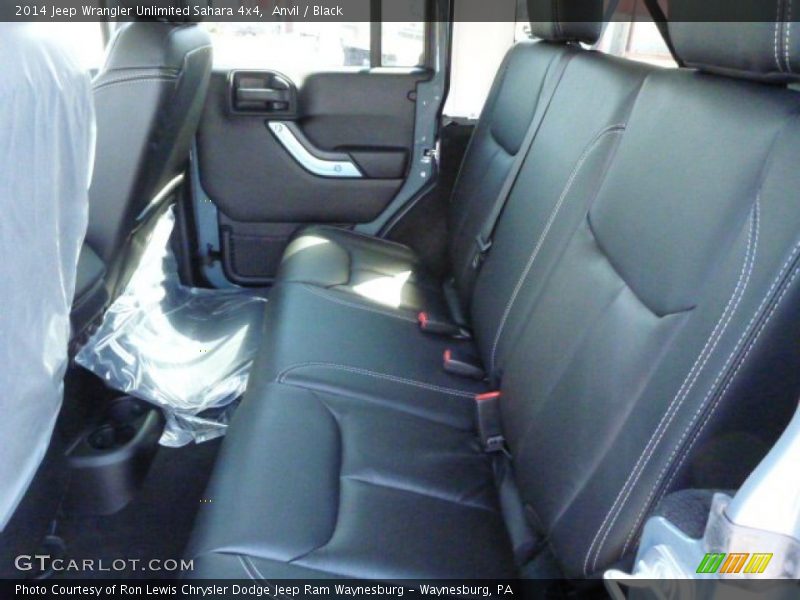 Anvil / Black 2014 Jeep Wrangler Unlimited Sahara 4x4