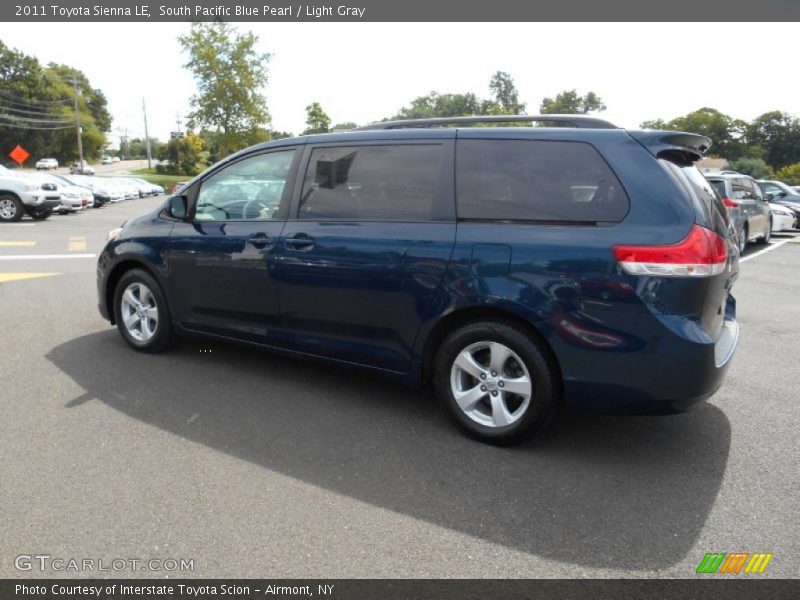 South Pacific Blue Pearl / Light Gray 2011 Toyota Sienna LE