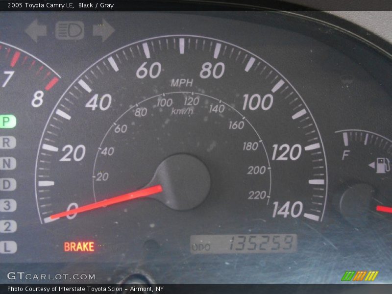 Black / Gray 2005 Toyota Camry LE