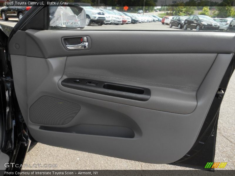 Black / Gray 2005 Toyota Camry LE