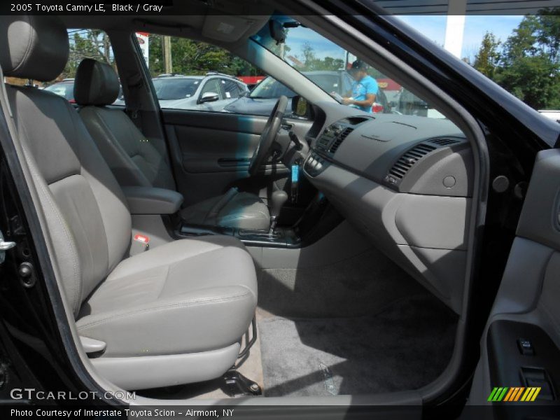 Black / Gray 2005 Toyota Camry LE