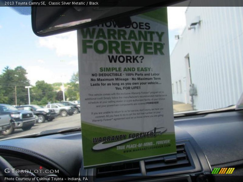 Classic Silver Metallic / Black 2013 Toyota Camry SE