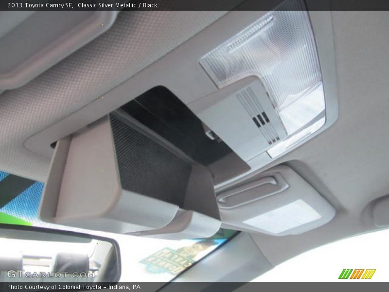 Classic Silver Metallic / Black 2013 Toyota Camry SE