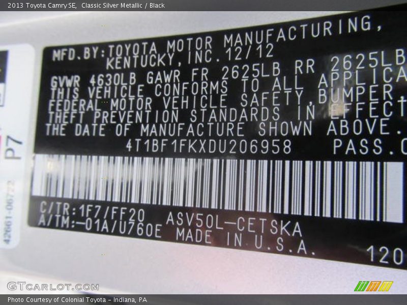 Classic Silver Metallic / Black 2013 Toyota Camry SE