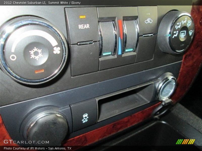 Controls of 2012 Suburban LS