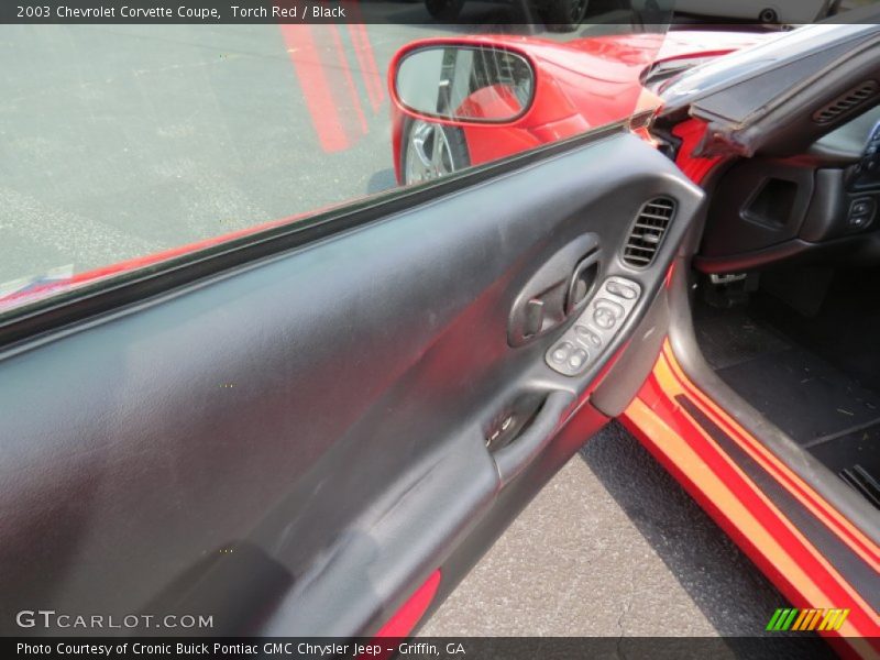 Torch Red / Black 2003 Chevrolet Corvette Coupe
