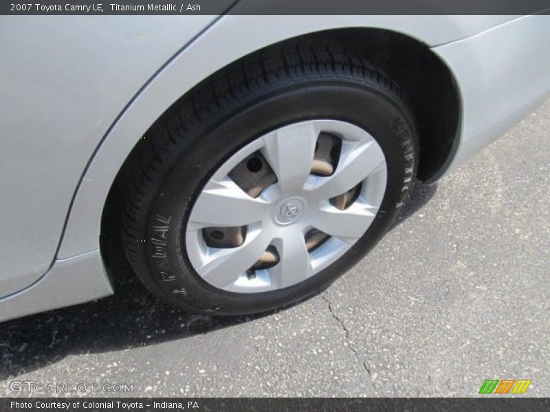 Titanium Metallic / Ash 2007 Toyota Camry LE