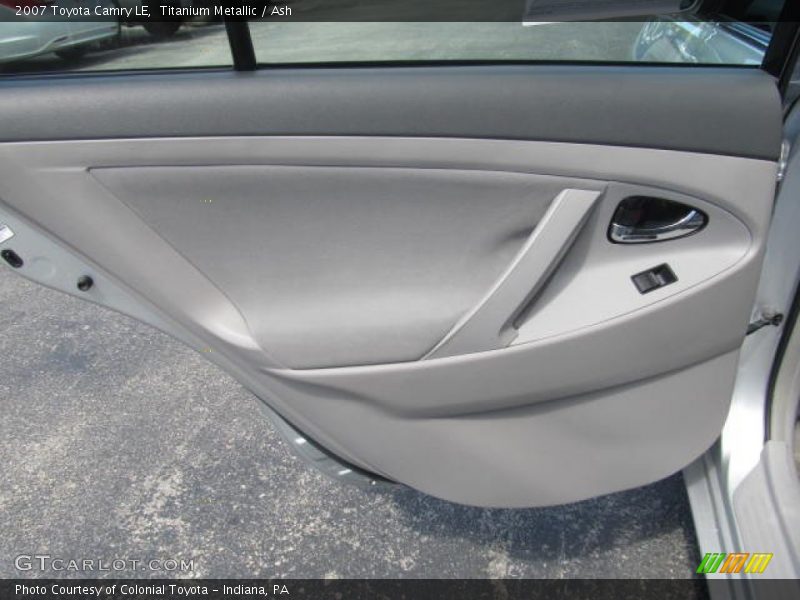 Titanium Metallic / Ash 2007 Toyota Camry LE