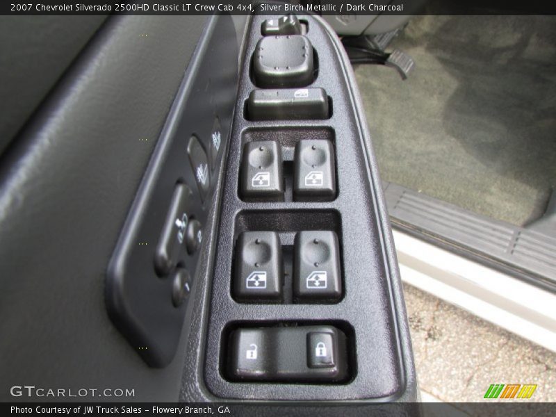 Silver Birch Metallic / Dark Charcoal 2007 Chevrolet Silverado 2500HD Classic LT Crew Cab 4x4