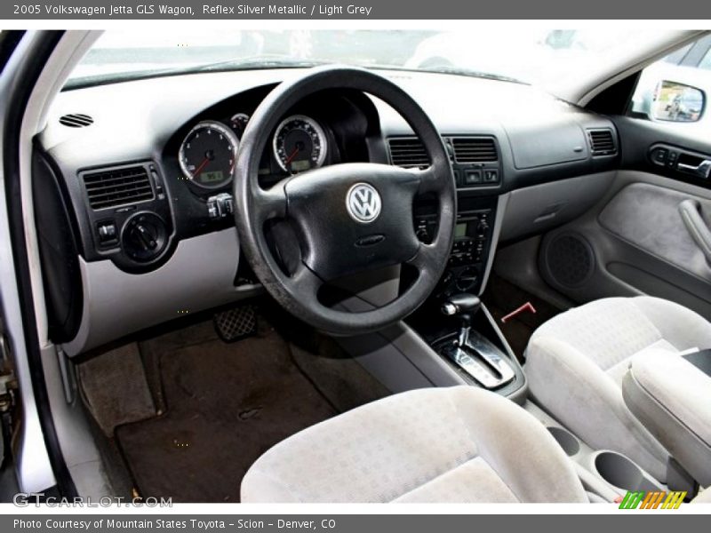 Reflex Silver Metallic / Light Grey 2005 Volkswagen Jetta GLS Wagon