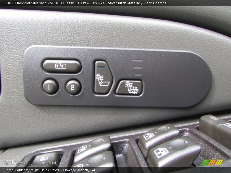 Silver Birch Metallic / Dark Charcoal 2007 Chevrolet Silverado 2500HD Classic LT Crew Cab 4x4