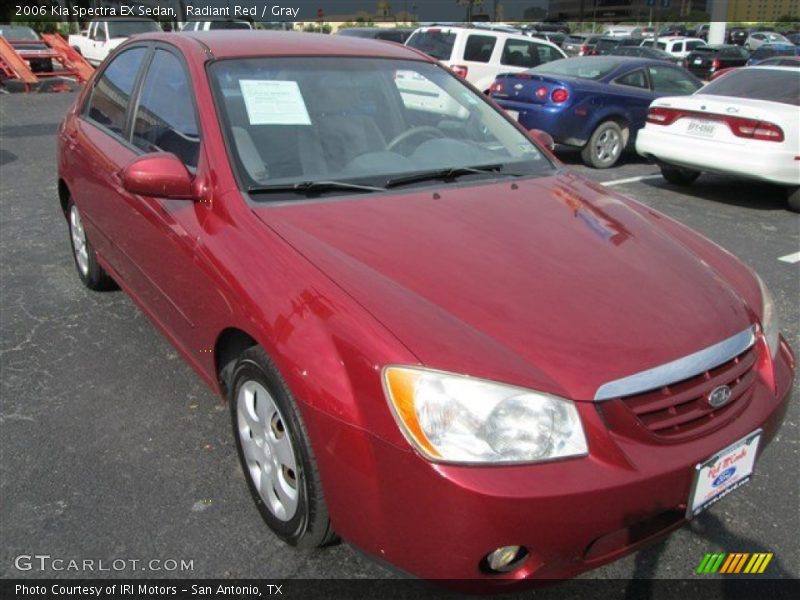 Radiant Red / Gray 2006 Kia Spectra EX Sedan
