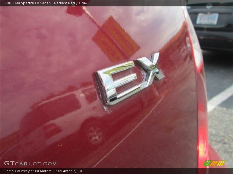 Radiant Red / Gray 2006 Kia Spectra EX Sedan
