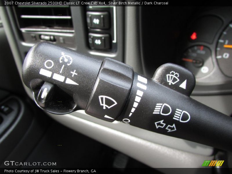 Silver Birch Metallic / Dark Charcoal 2007 Chevrolet Silverado 2500HD Classic LT Crew Cab 4x4