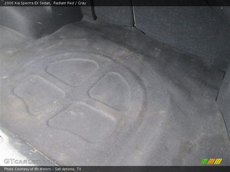 Radiant Red / Gray 2006 Kia Spectra EX Sedan