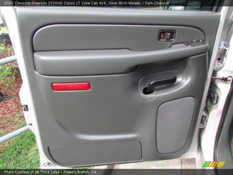 Silver Birch Metallic / Dark Charcoal 2007 Chevrolet Silverado 2500HD Classic LT Crew Cab 4x4