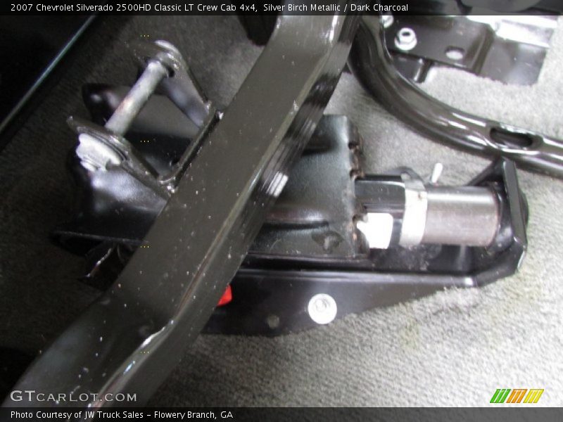 Silver Birch Metallic / Dark Charcoal 2007 Chevrolet Silverado 2500HD Classic LT Crew Cab 4x4