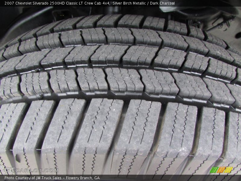 Silver Birch Metallic / Dark Charcoal 2007 Chevrolet Silverado 2500HD Classic LT Crew Cab 4x4