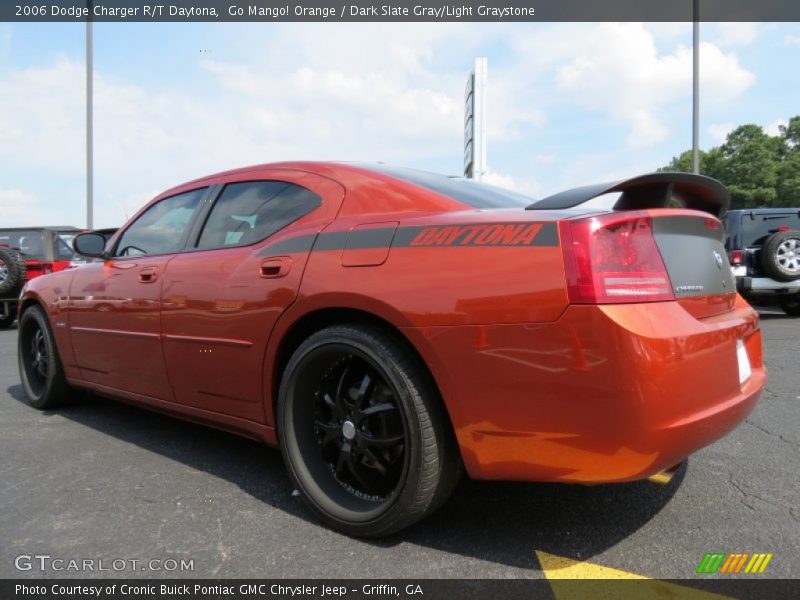 Go Mango! Orange / Dark Slate Gray/Light Graystone 2006 Dodge Charger R/T Daytona